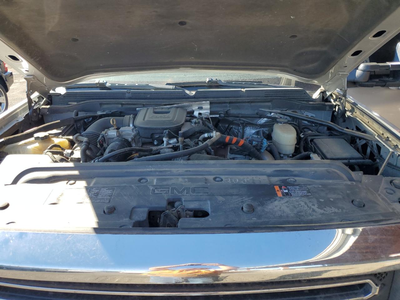 GMC SIERRA K2500 SLT