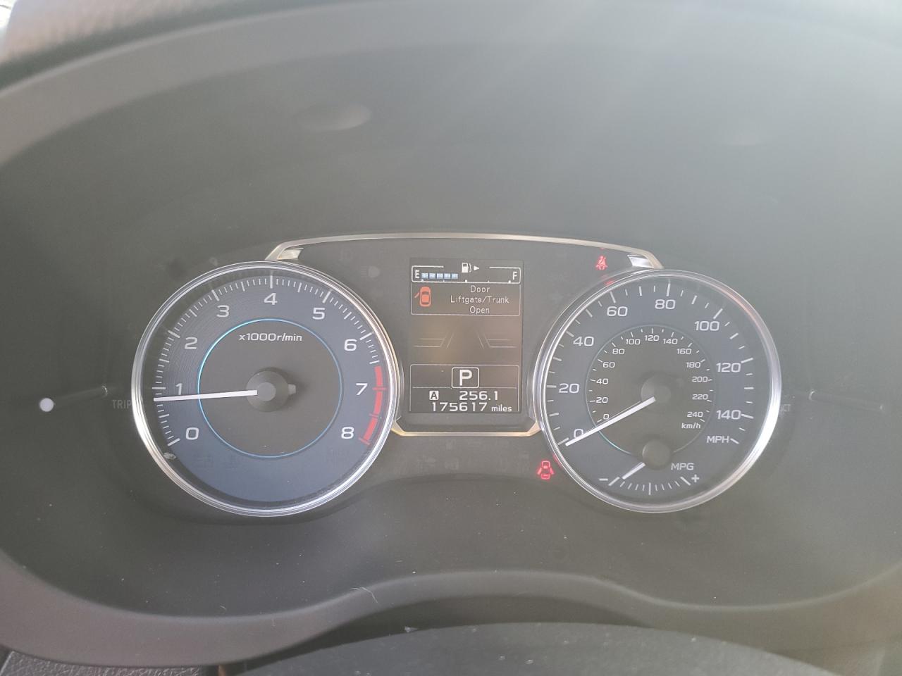 SUBARU CROSSTREK LIMITED