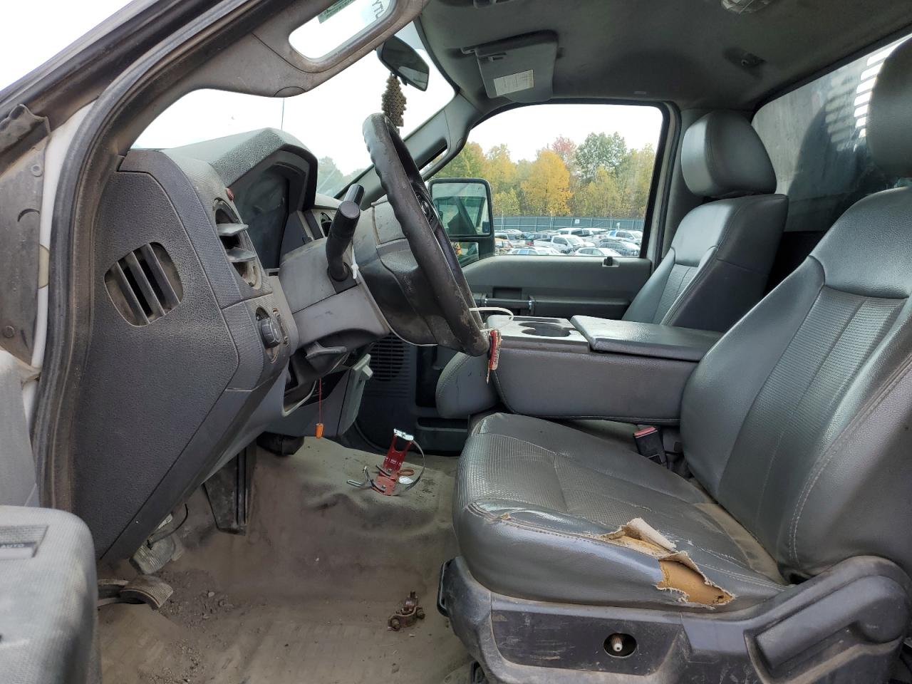 FORD F-550 SUPER DUTY