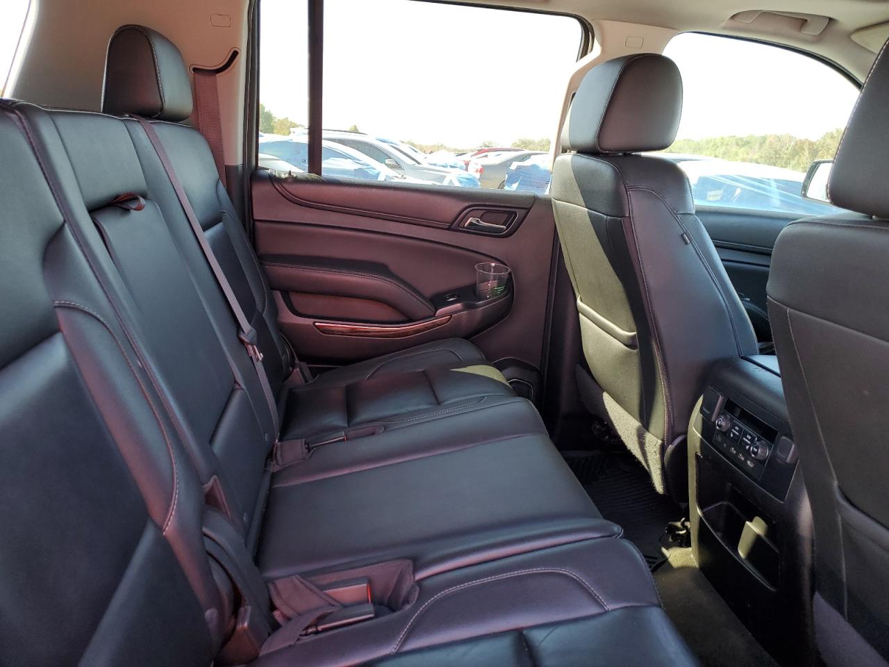 CHEVROLET SUBURBAN C1500 LT