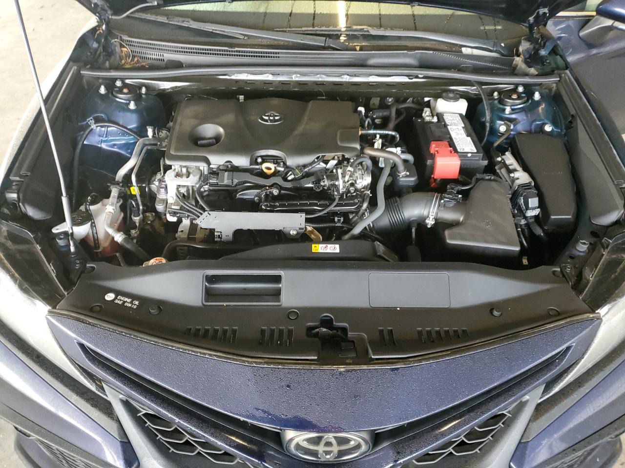 TOYOTA CAMRY SE