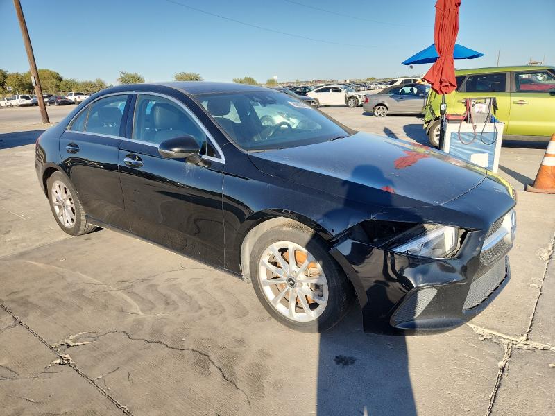 2019 MERCEDES-BENZ A 220 #3304506439