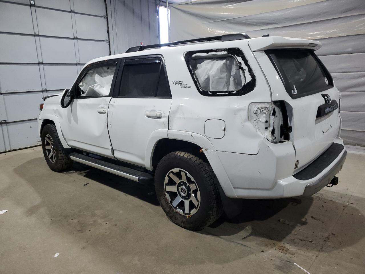TOYOTA 4RUNNER SR5 PREMIUM