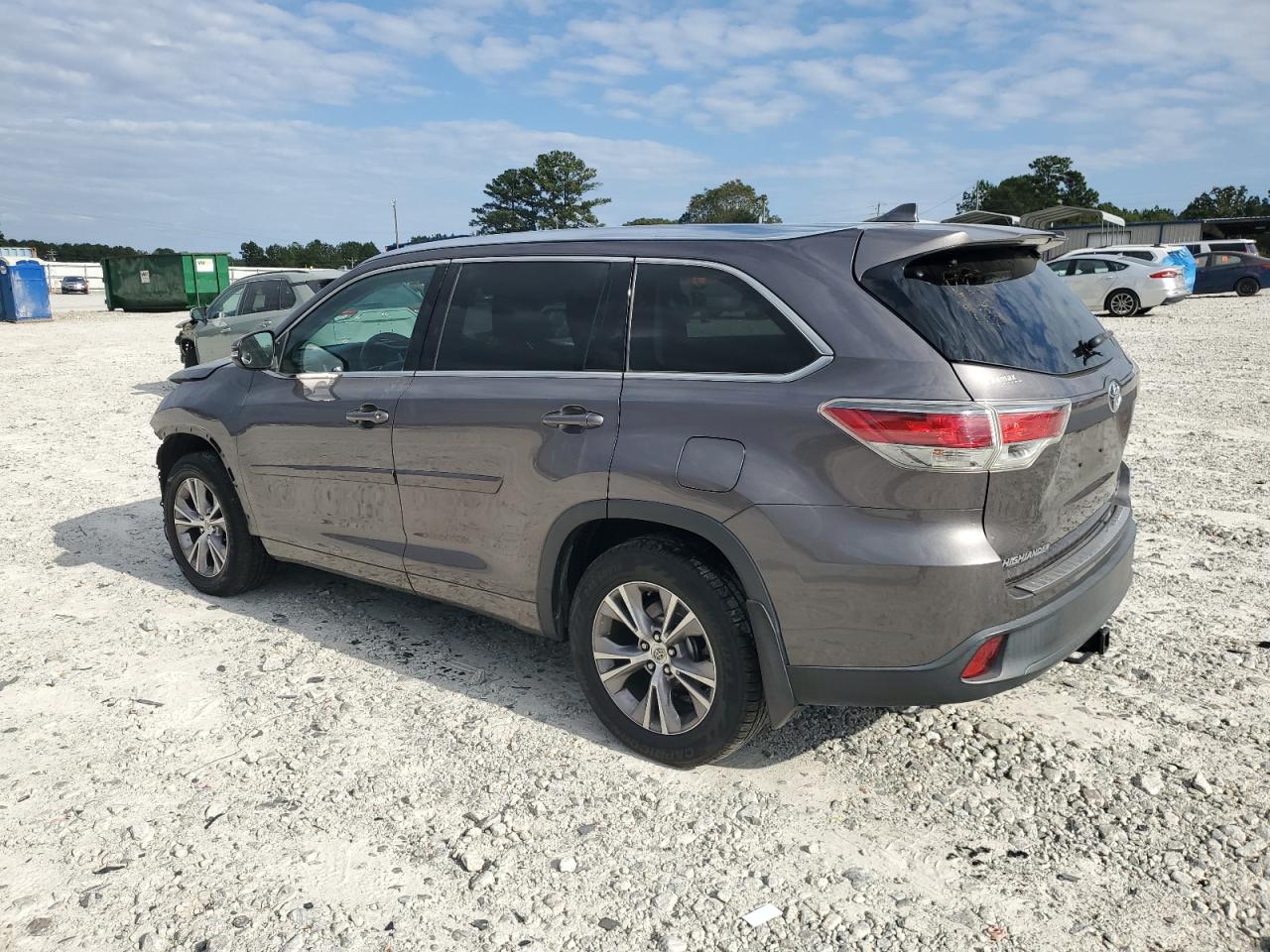 TOYOTA HIGHLANDER XLE