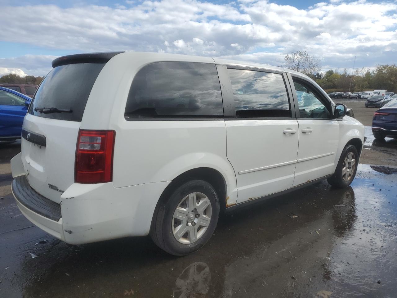 Lot #3311460280 2010 DODGE GRAND CARA