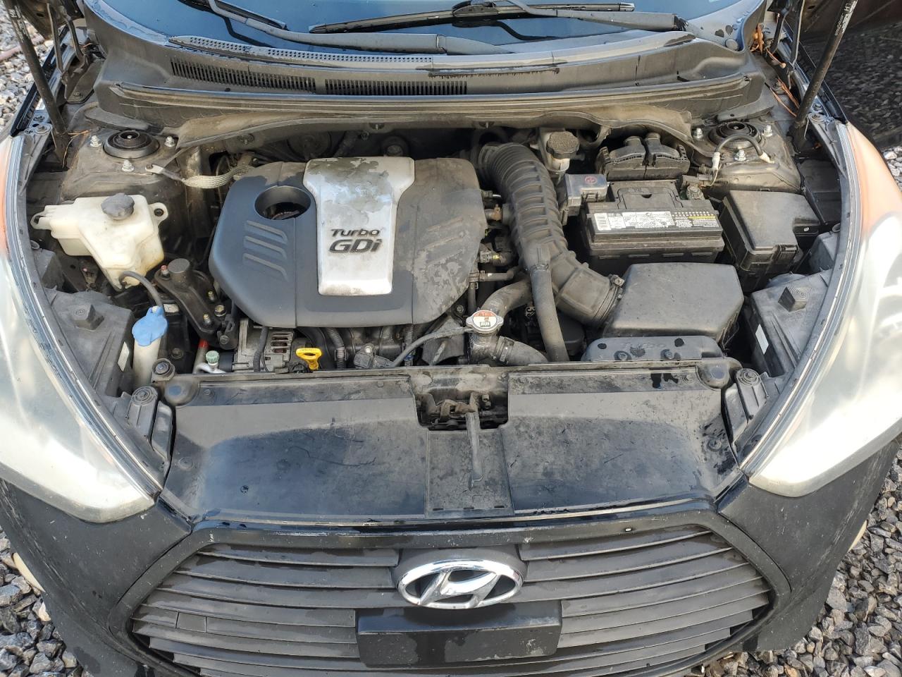 HYUNDAI VELOSTER TURBO