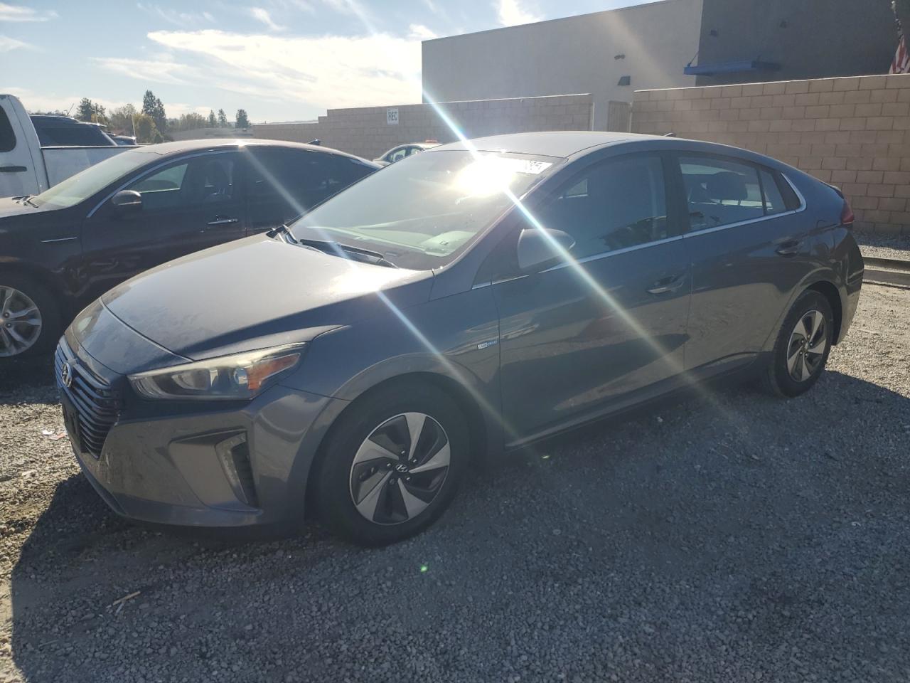 HYUNDAI IONIQ SEL