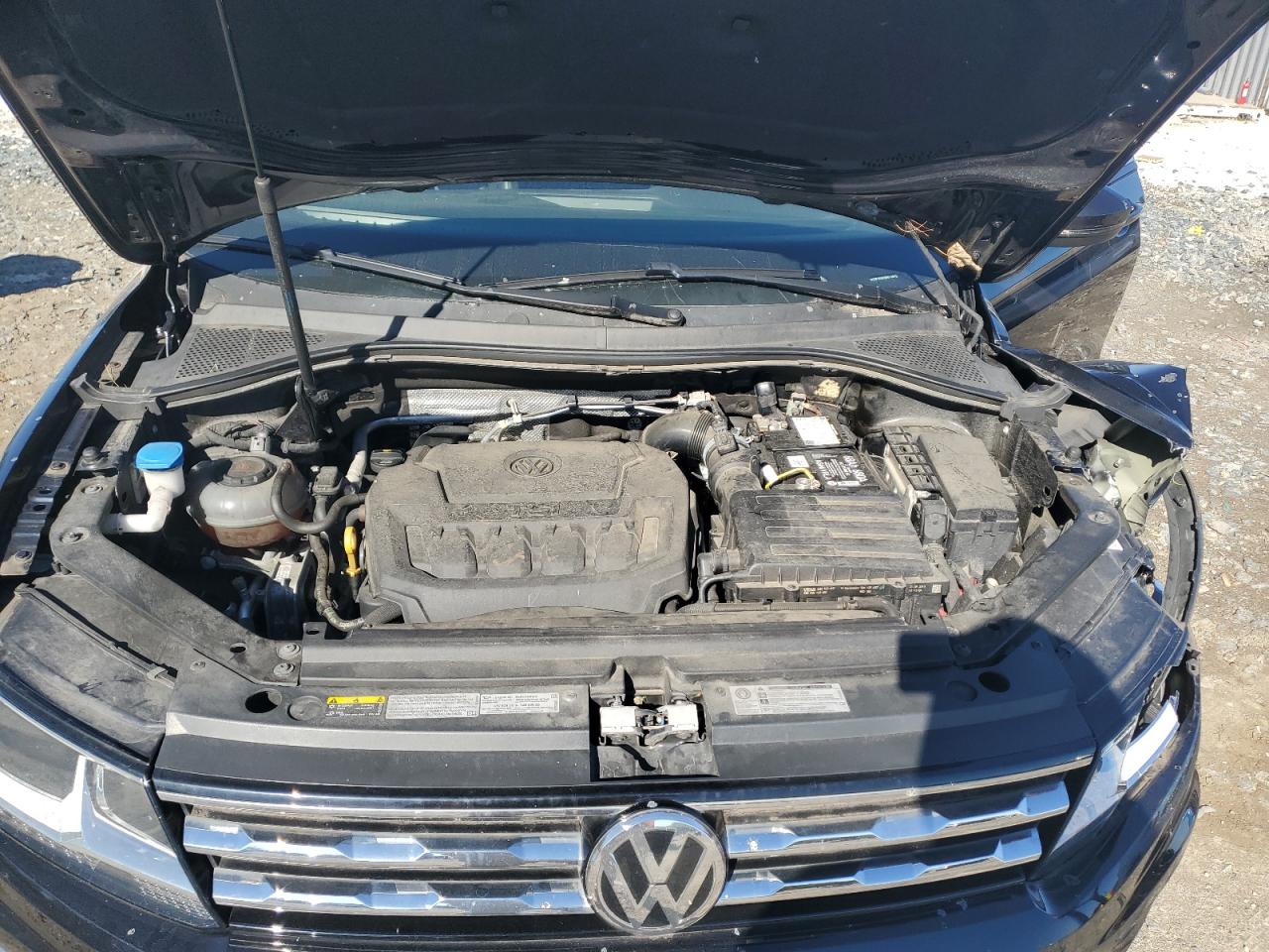 VOLKSWAGEN TIGUAN SE
