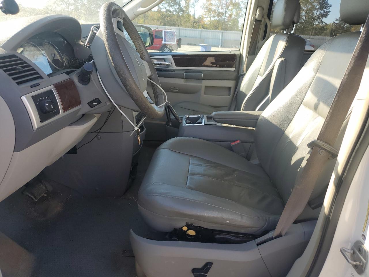 CHRYSLER TOWN & COUNTRY TOURING