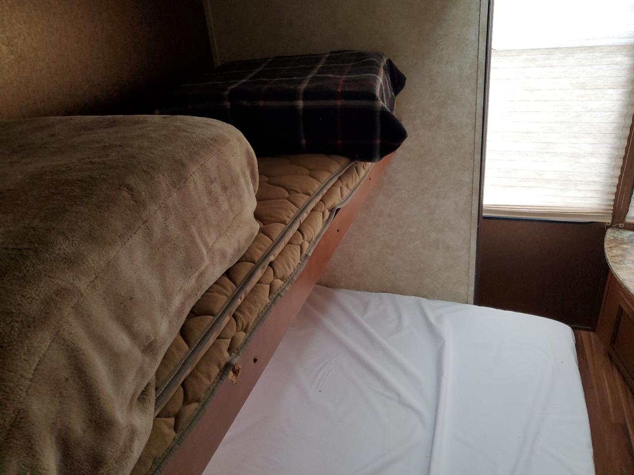 Lot #3287638005 2014 OTHER CONQUEST LODGE SERI