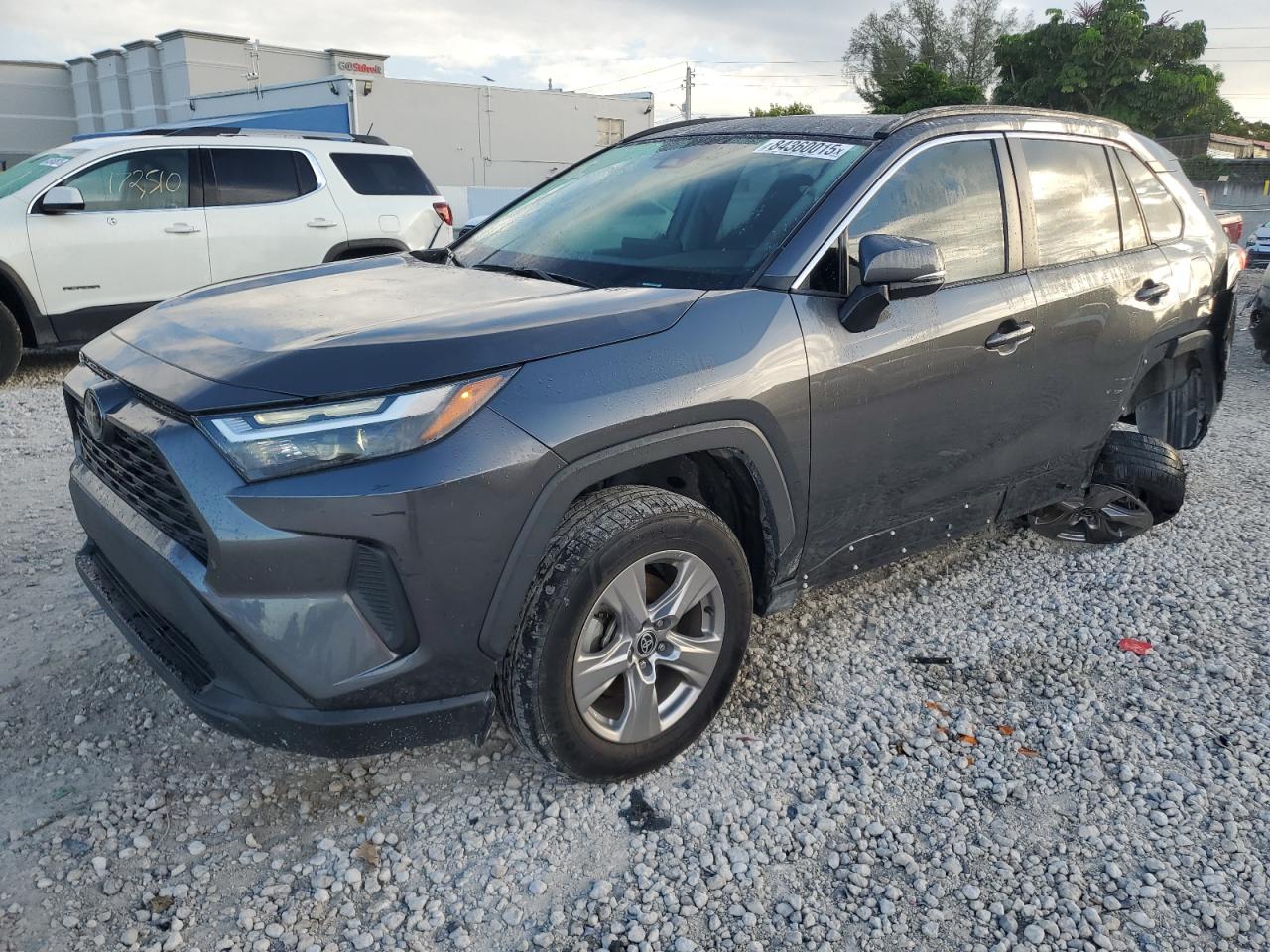 TOYOTA RAV4 XLE