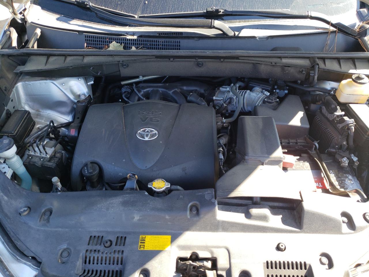 TOYOTA HIGHLANDER SE