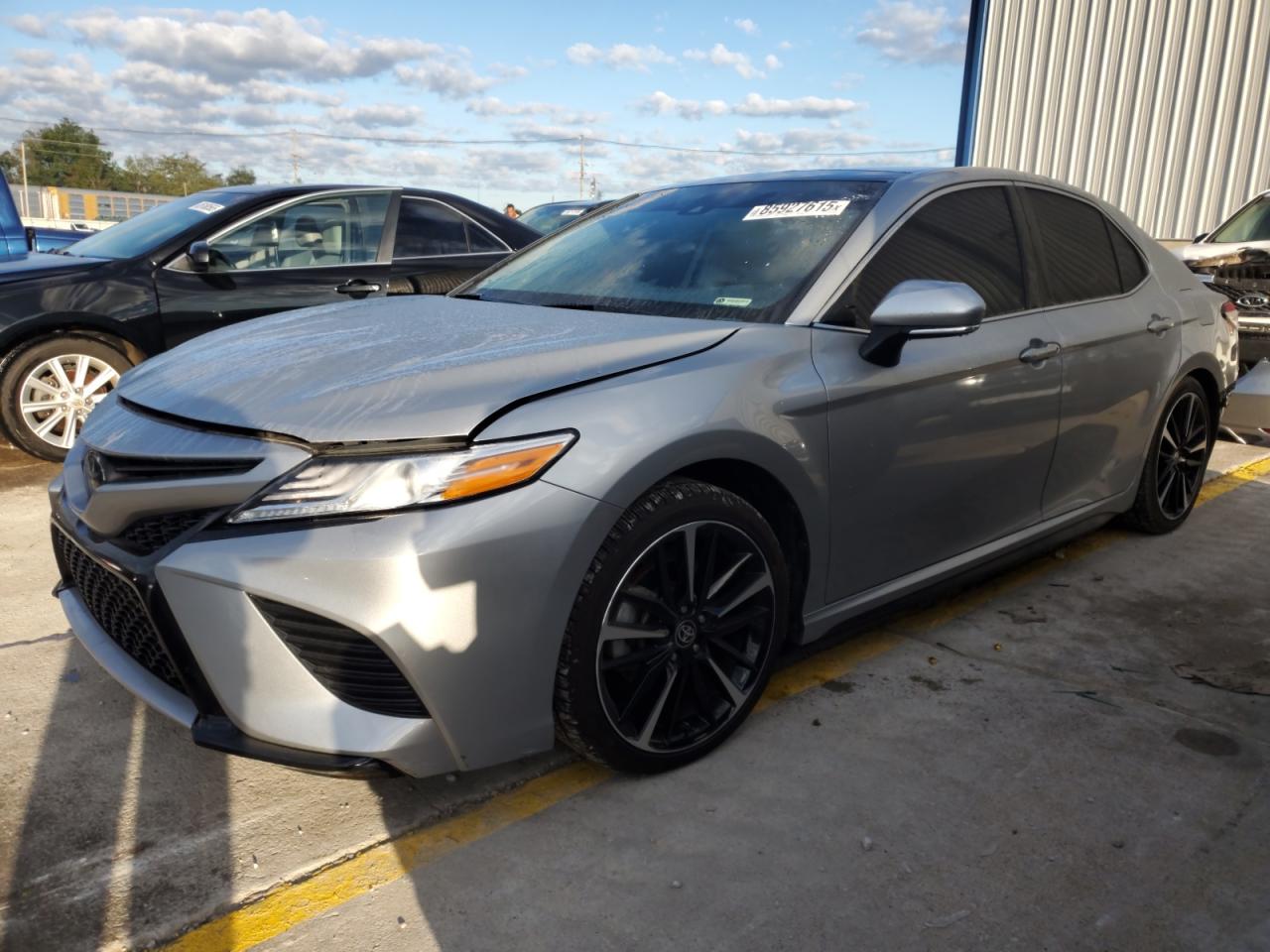 TOYOTA CAMRY XSE