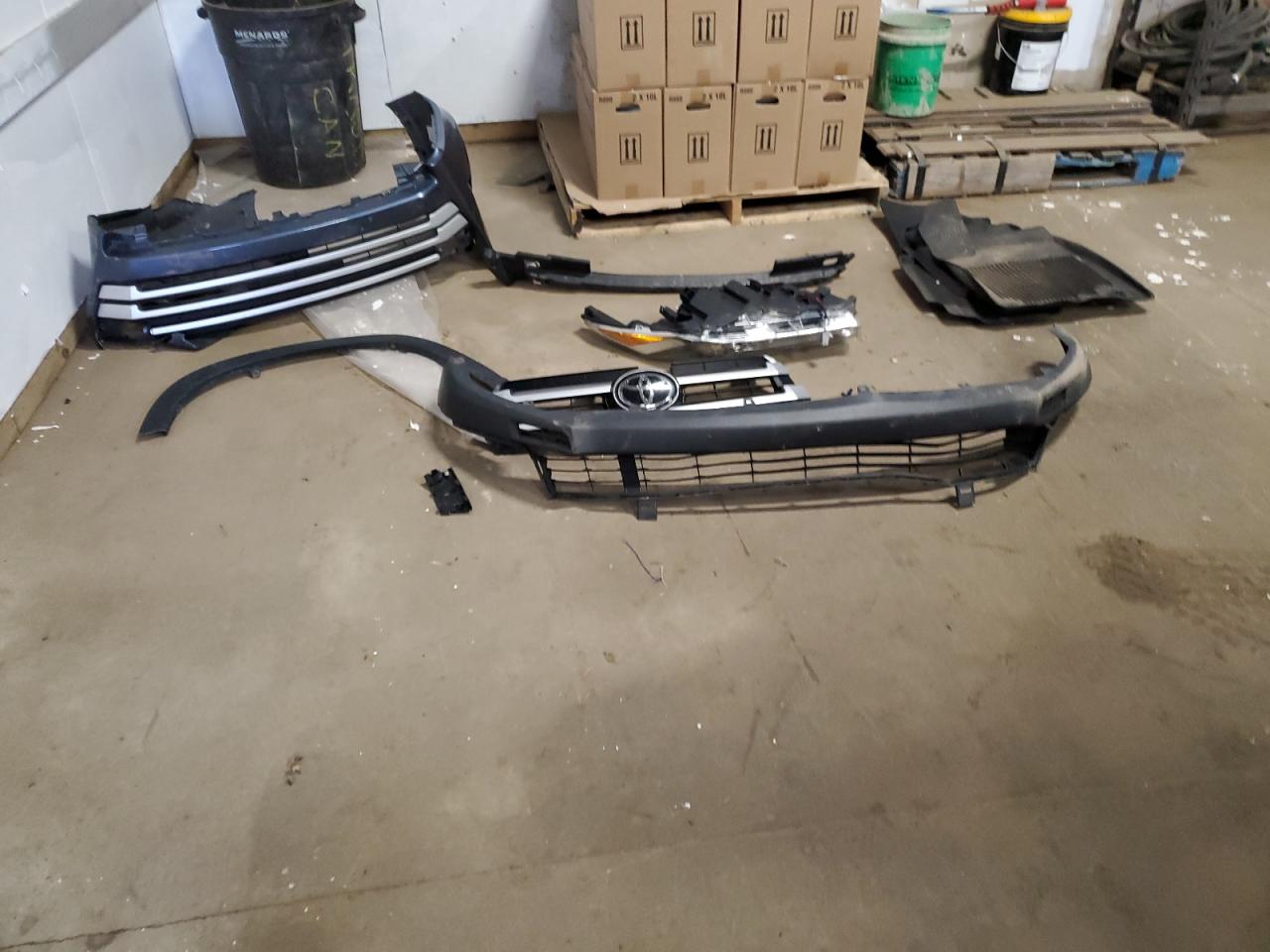 TOYOTA HIGHLANDER SE