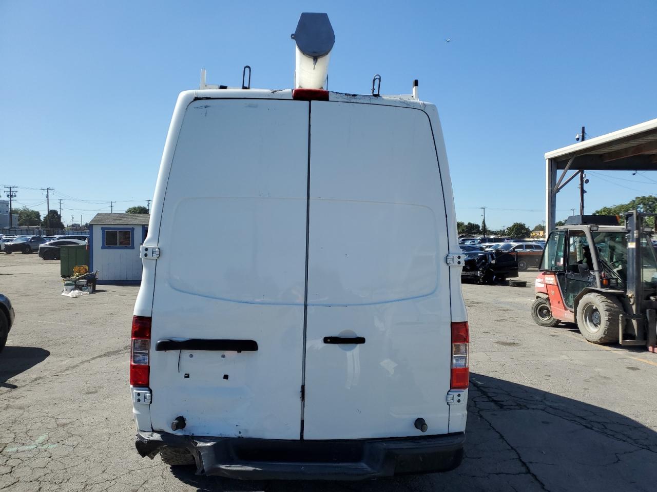 NISSAN NV2500 2500 S