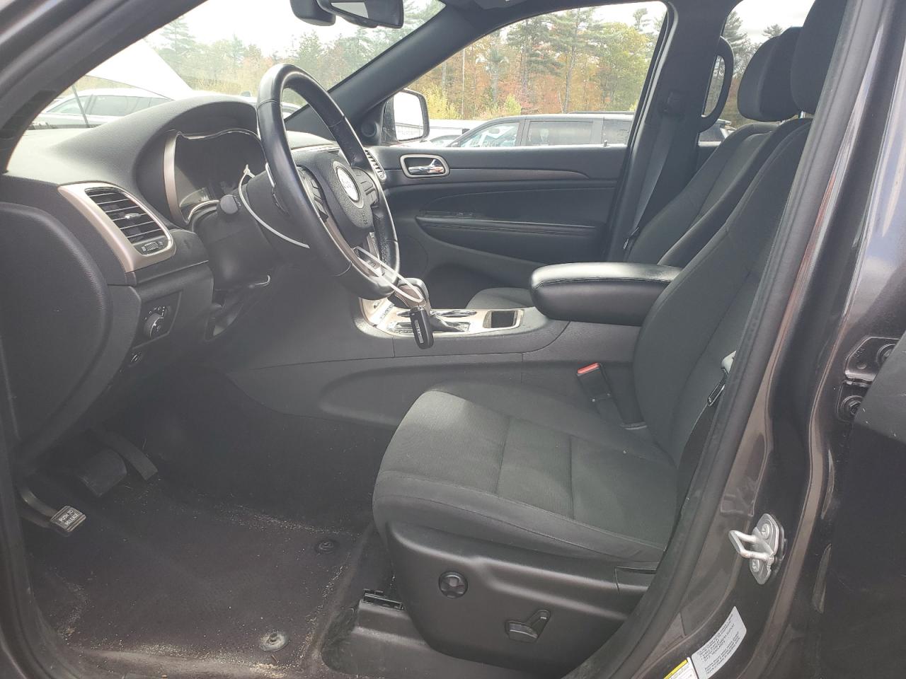 JEEP GRAND CHEROKEE LAREDO