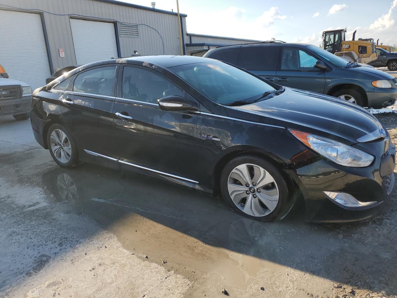 HYUNDAI SONATA HYBRID