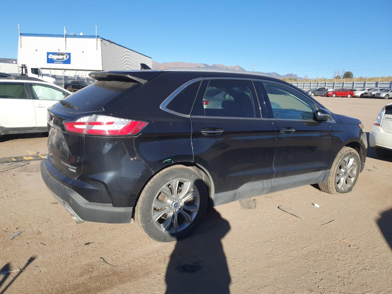 FORD EDGE TITANIUM