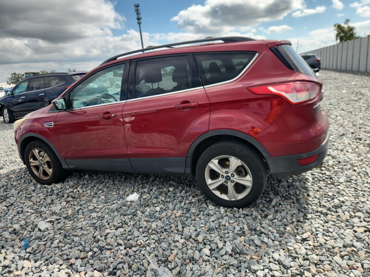 FORD ESCAPE SE