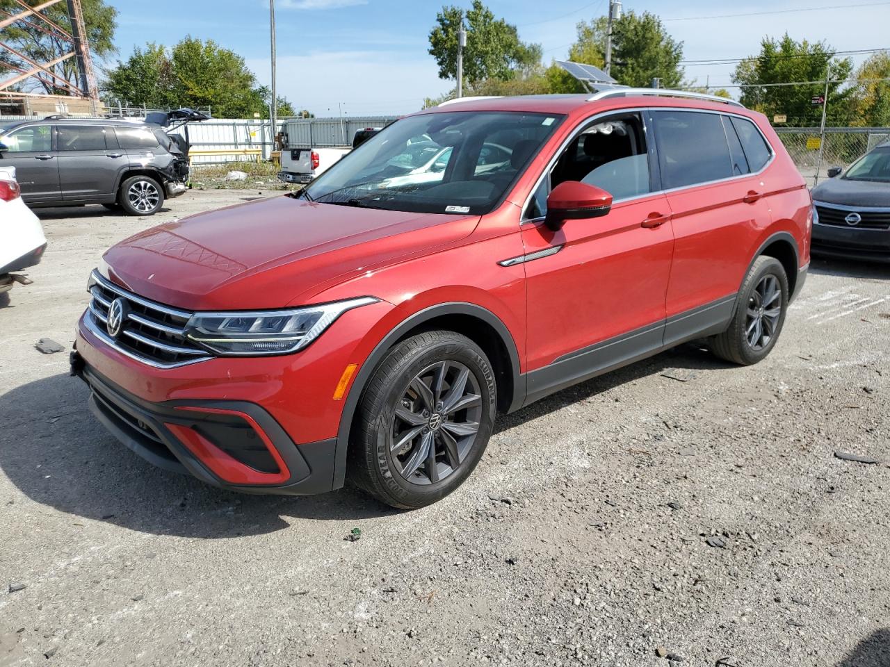 VOLKSWAGEN TIGUAN SE
