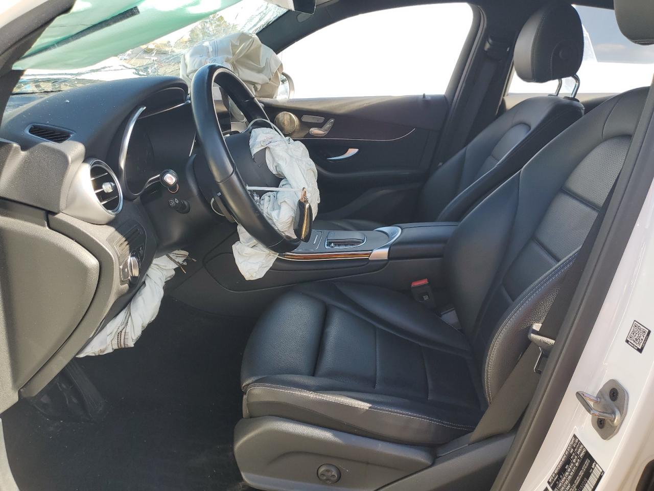 MERCEDES-BENZ GLC-CLASS 300 4MATIC