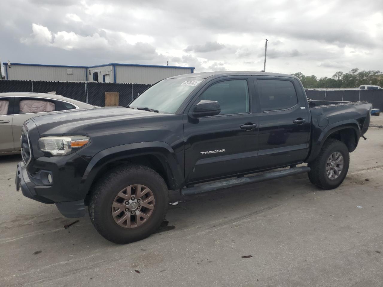 TOYOTA TACOMA DOUBLE CAB