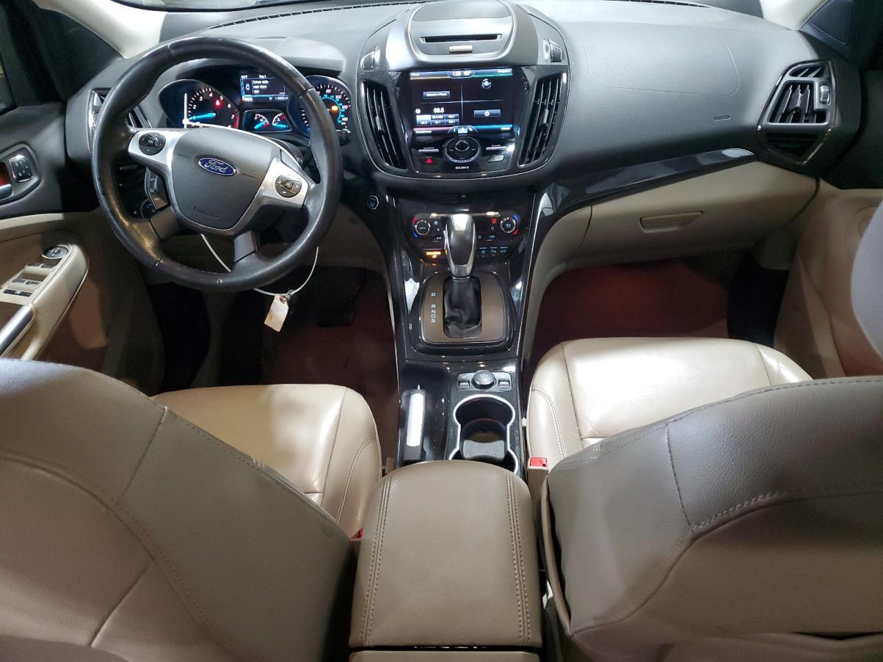 FORD ESCAPE TITANIUM