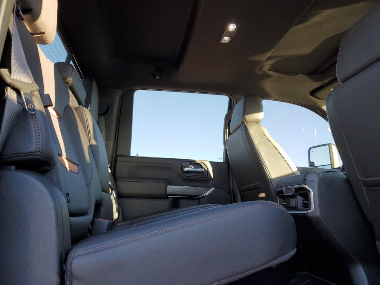 GMC SIERRA K2500 AT4