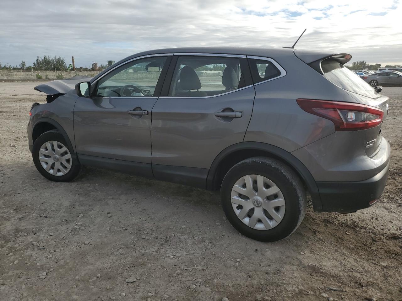 NISSAN ROGUE SPORT S