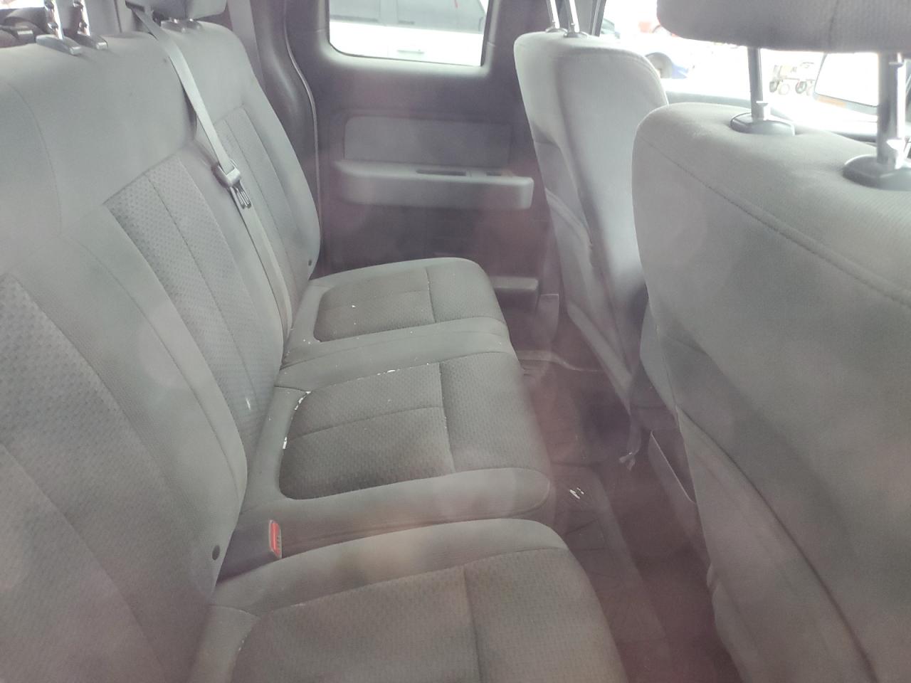 FORD F-150 SUPER CAB