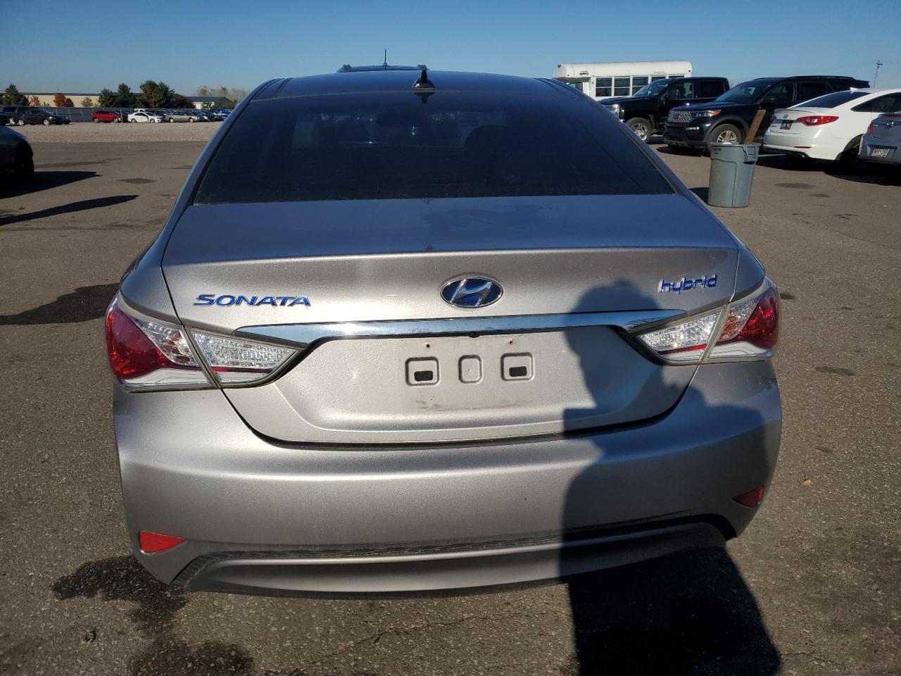 HYUNDAI SONATA HYBRID