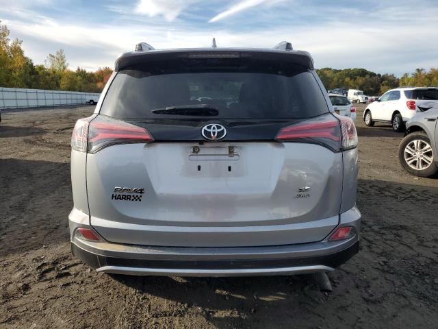2017 TOYOTA RAV4 SE - 2T3JFREV3HW682679
