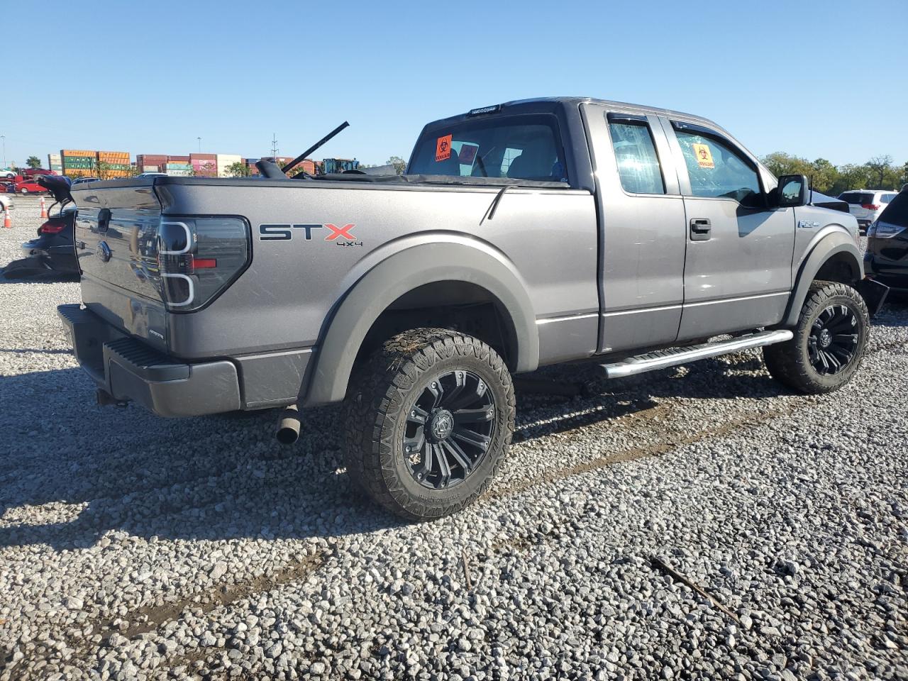 FORD F-150 SUPER CAB