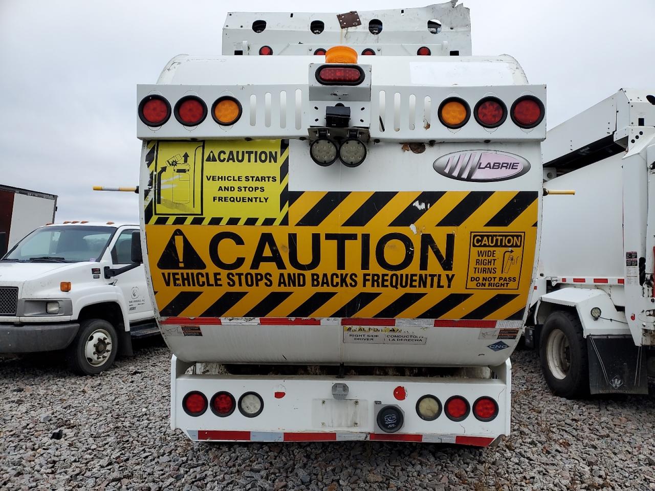 Lot #3293305426 2015 FREIGHTLINER M2 112 MED