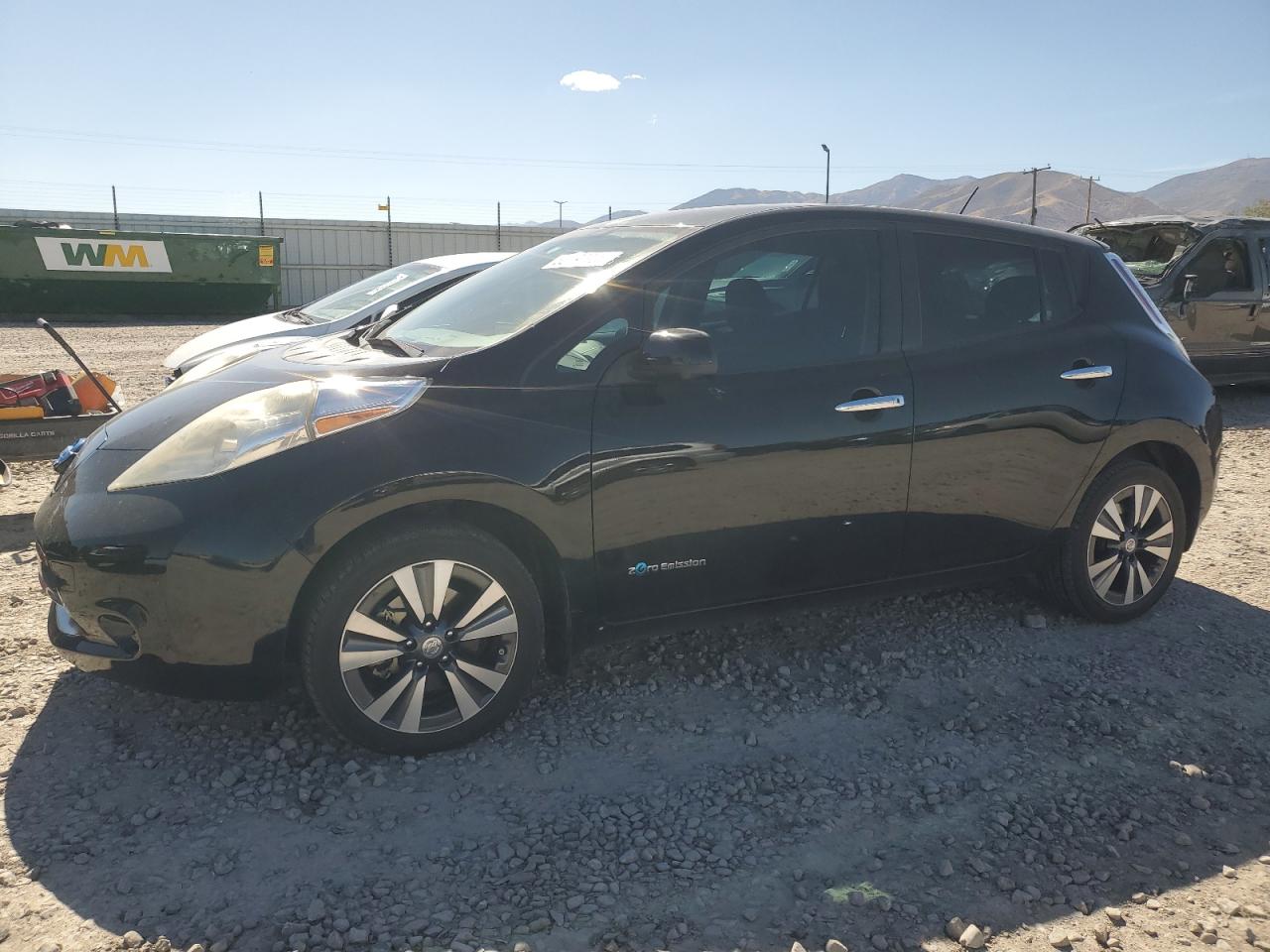 NISSAN LEAF S