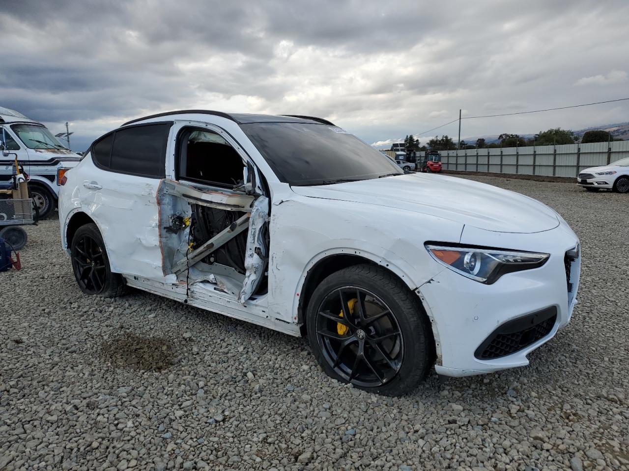 ALFA ROMEO STELVIO TI