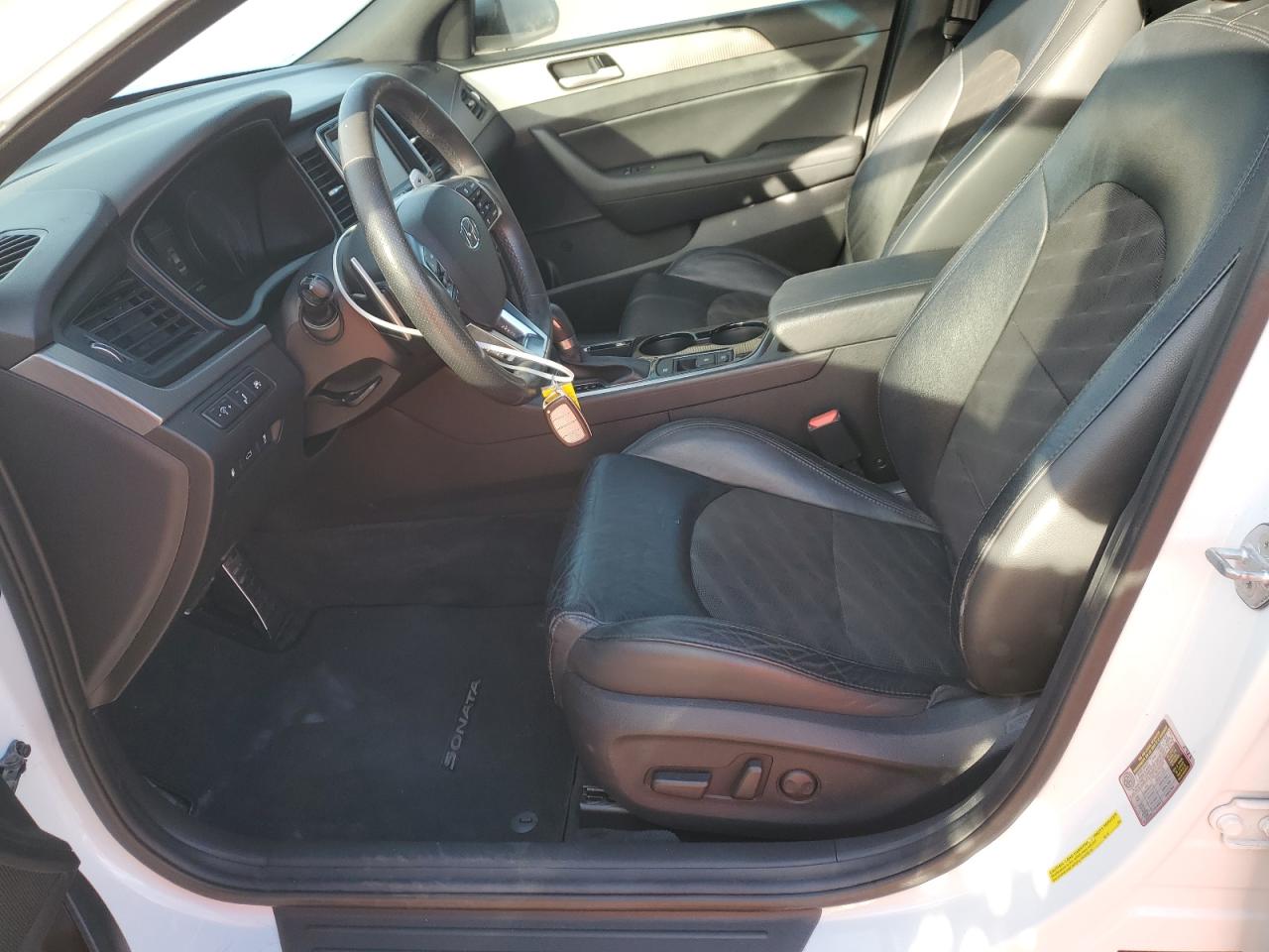 HYUNDAI SONATA SPORT