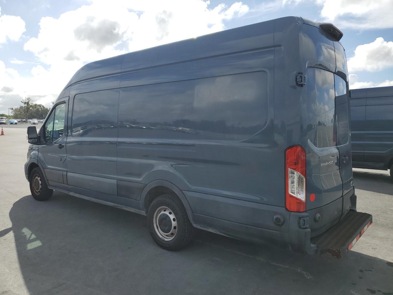 FORD TRANSIT T-250