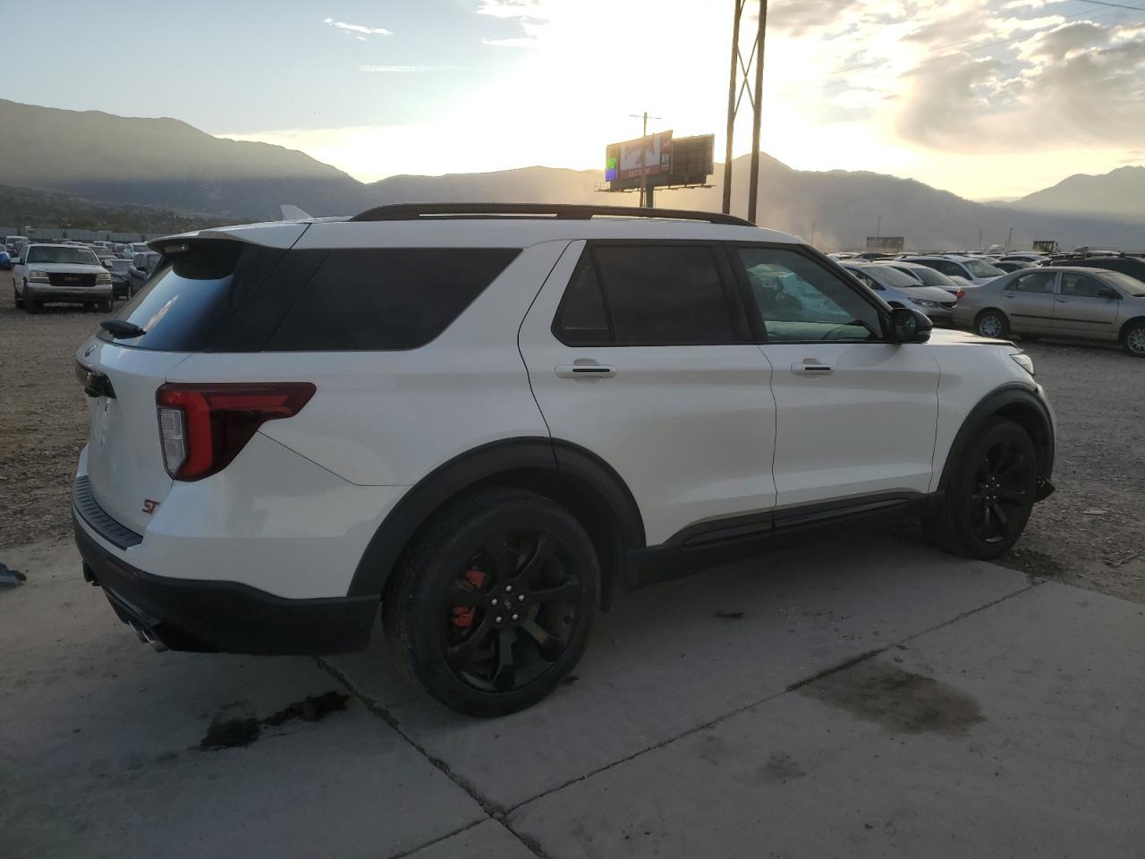 FORD EXPLORER ST