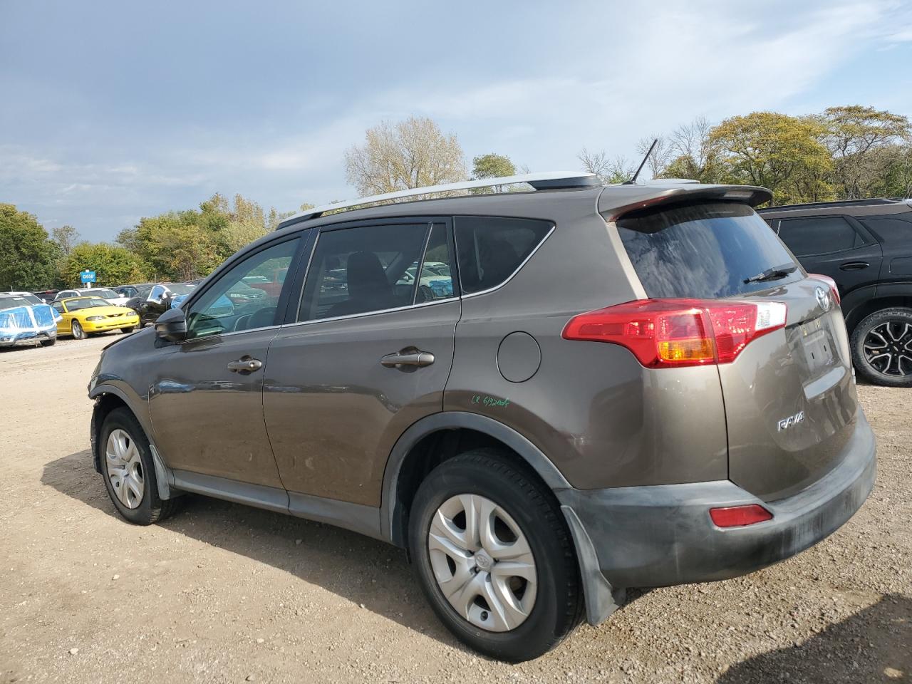 TOYOTA RAV4 LE