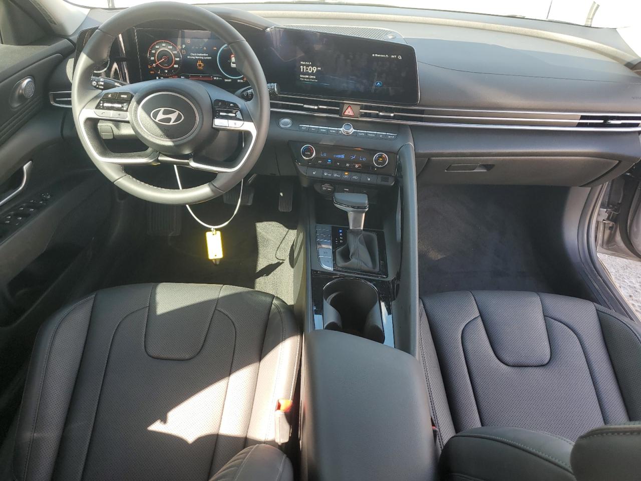 HYUNDAI ELANTRA LIMITED