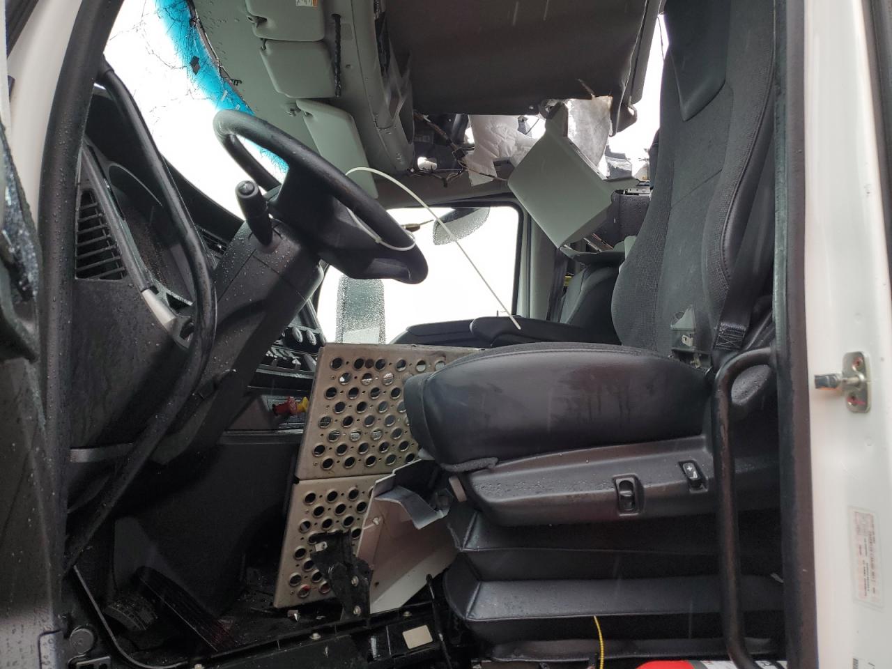 Lot #3290265214 2025 KENWORTH T680