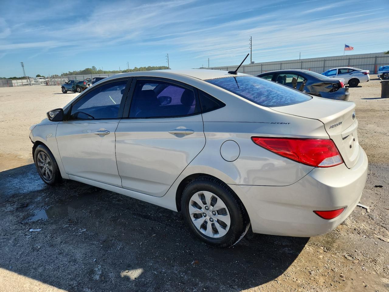 HYUNDAI ACCENT SE