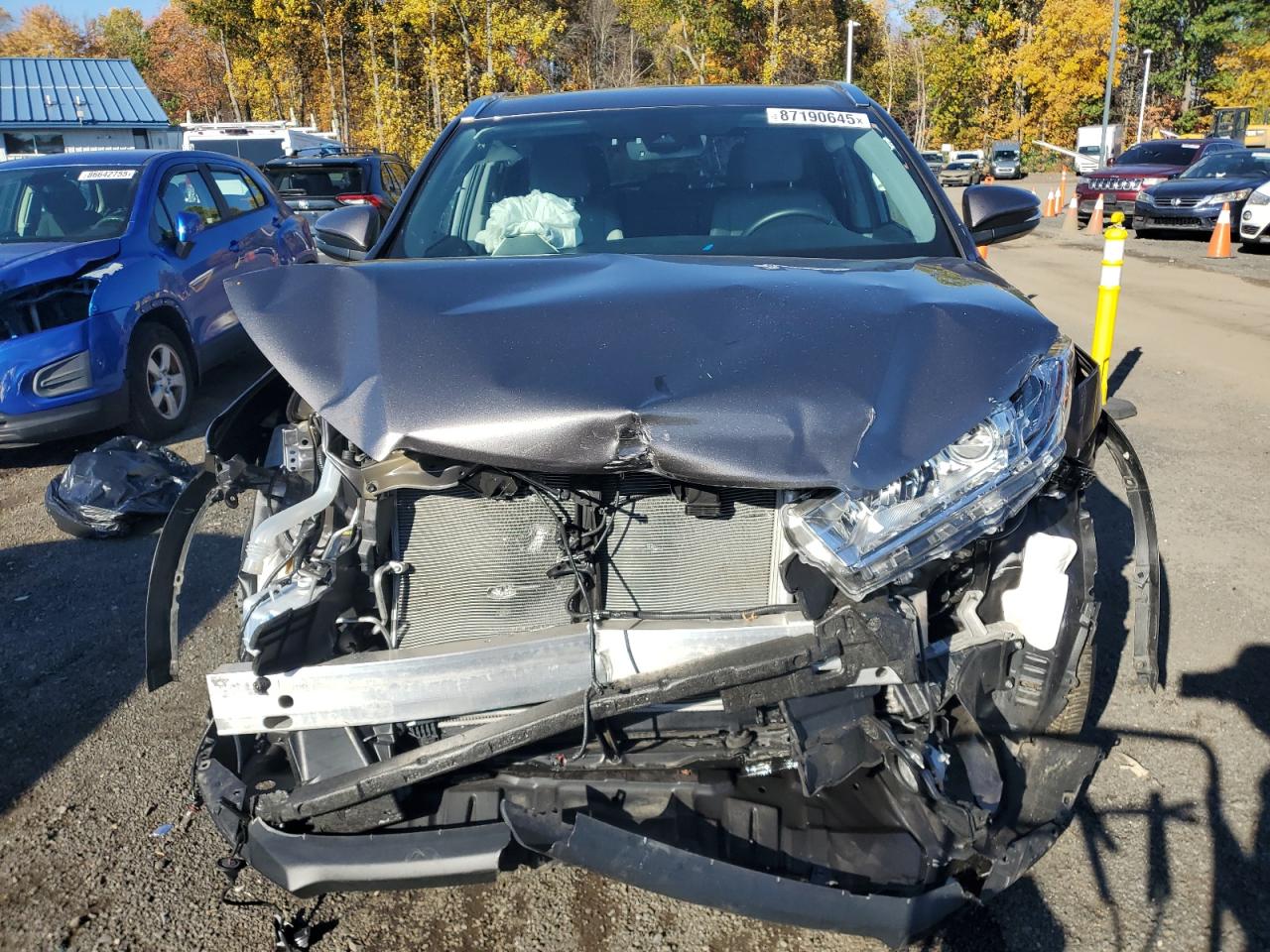 TOYOTA HIGHLANDER SE