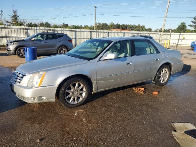 CADILLAC DTS LUXURY