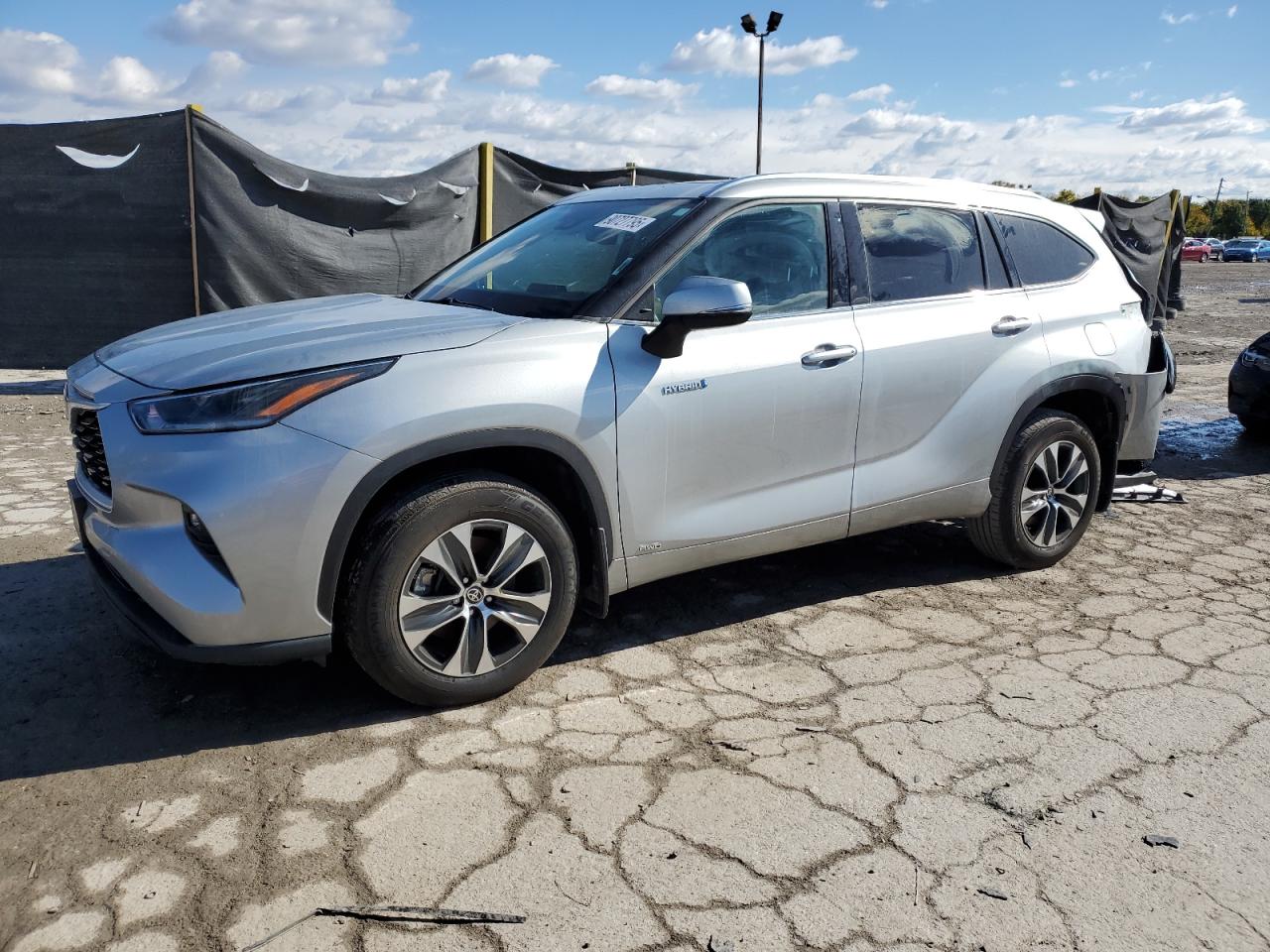 TOYOTA HIGHLANDER HYBRID XLE