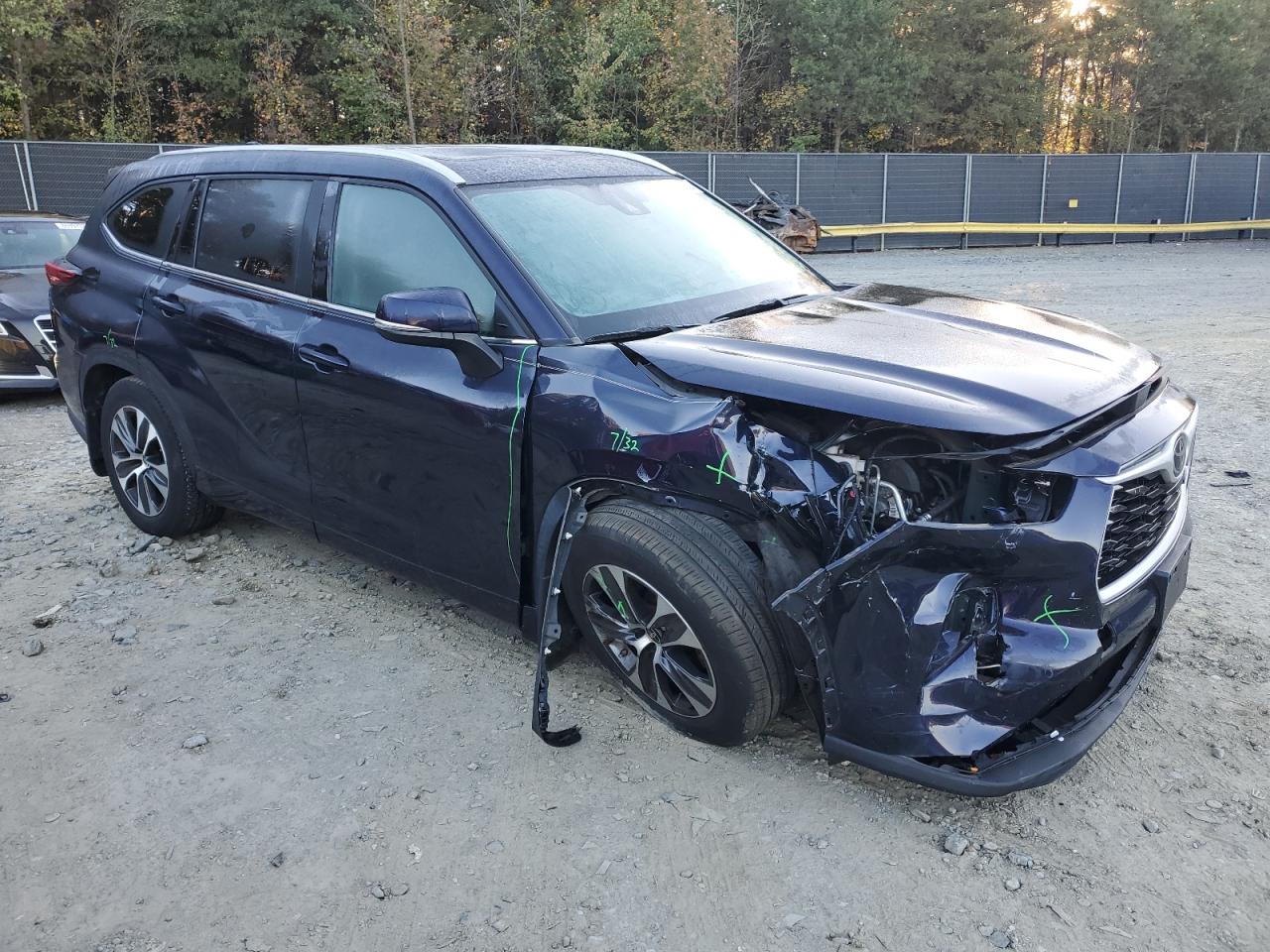 TOYOTA HIGHLANDER XLE