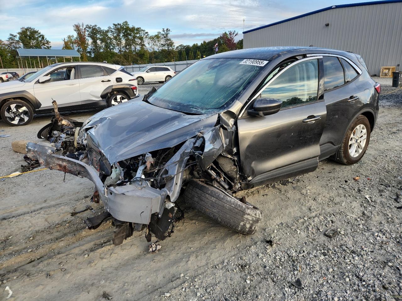 Lot #3286741299 2020 FORD ESCAPE SE