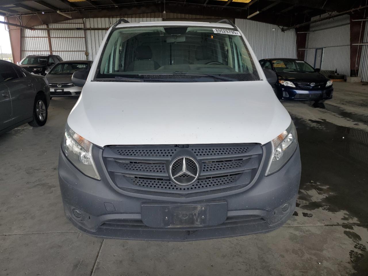 MERCEDES-BENZ METRIS