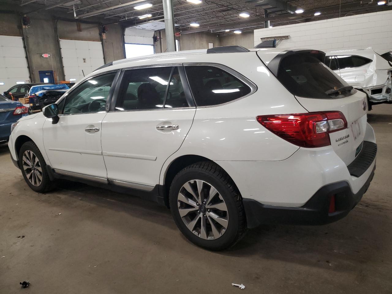 SUBARU OUTBACK TOURING
